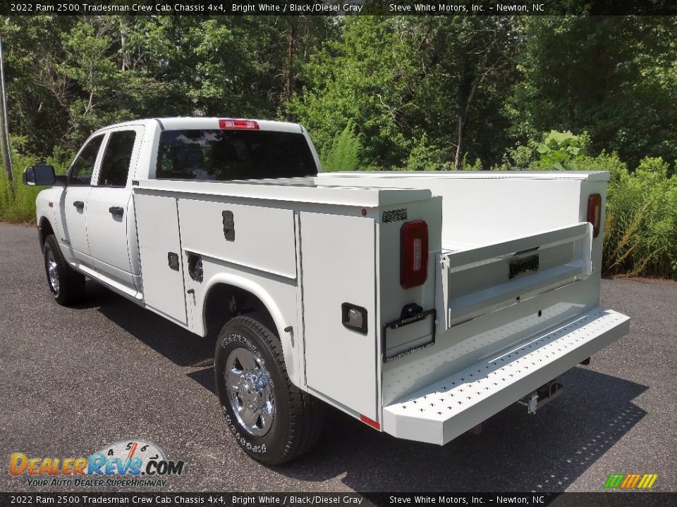 2022 Ram 2500 Tradesman Crew Cab Chassis 4x4 Bright White / Black/Diesel Gray Photo #11