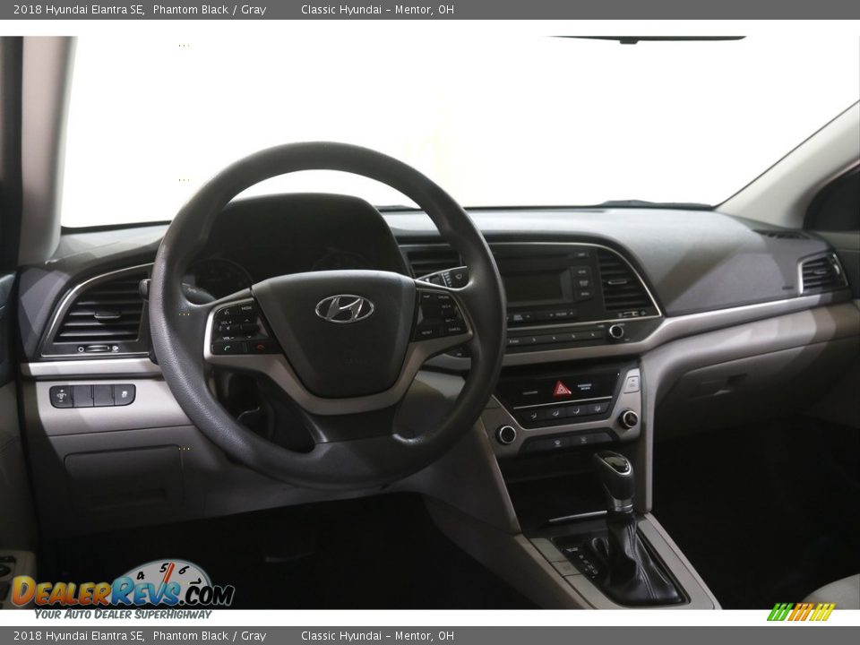 2018 Hyundai Elantra SE Phantom Black / Gray Photo #6