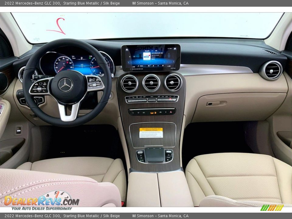 Dashboard of 2022 Mercedes-Benz GLC 300 Photo #6