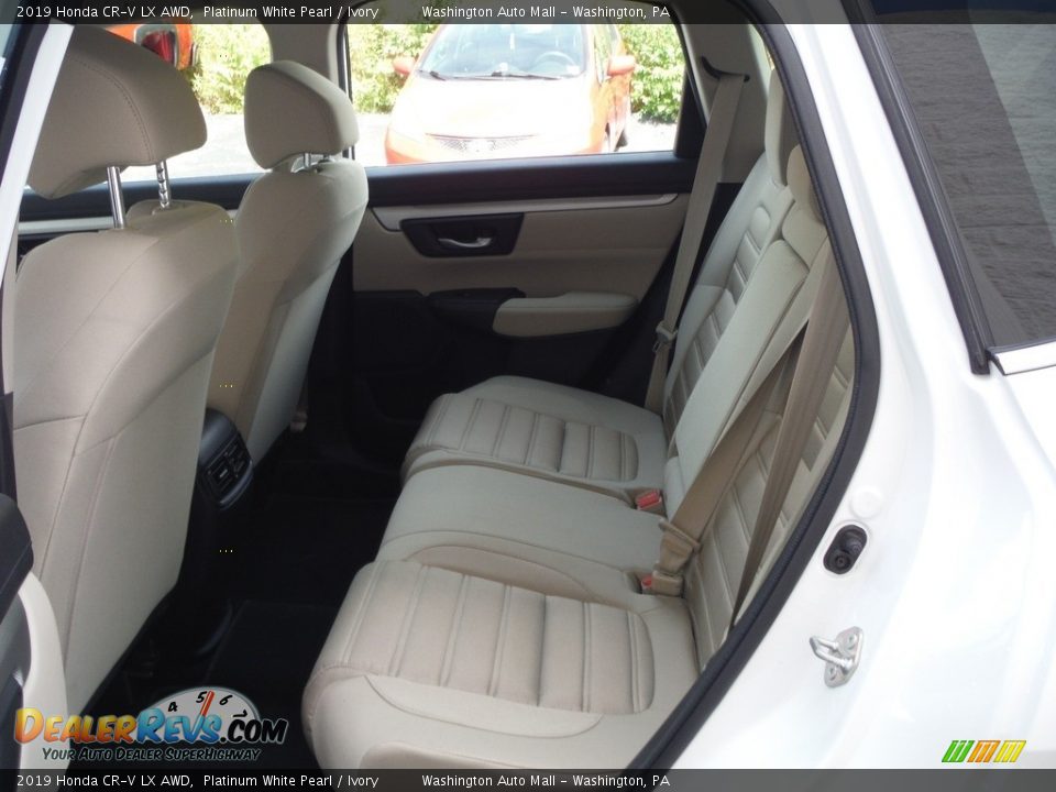 2019 Honda CR-V LX AWD Platinum White Pearl / Ivory Photo #22
