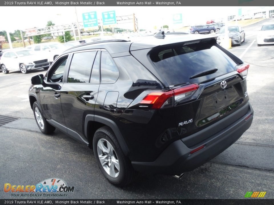 2019 Toyota RAV4 XLE AWD Midnight Black Metallic / Black Photo #8