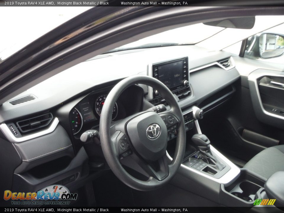 2019 Toyota RAV4 XLE AWD Midnight Black Metallic / Black Photo #13