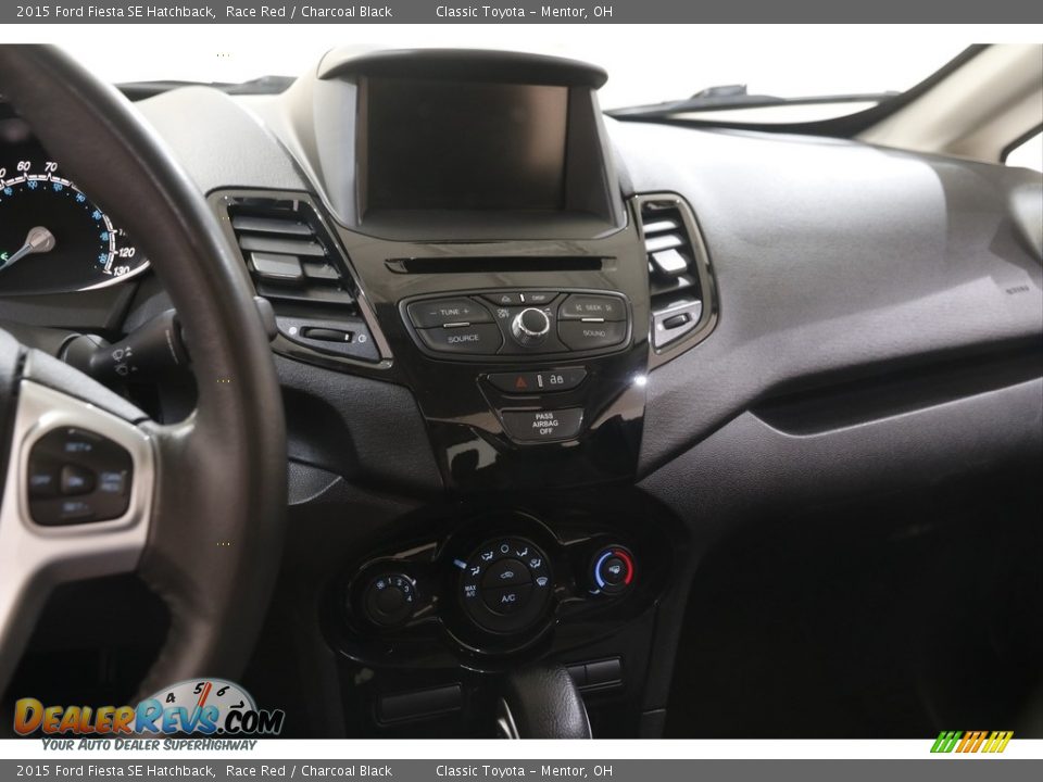 2015 Ford Fiesta SE Hatchback Race Red / Charcoal Black Photo #9