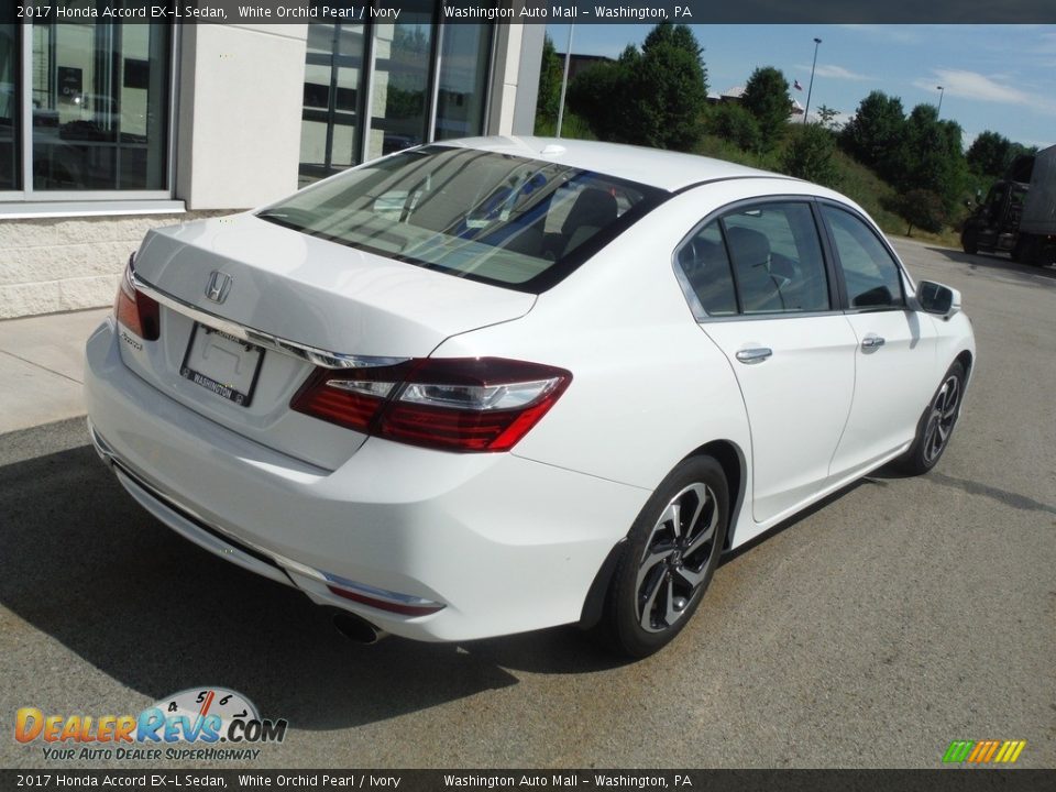 2017 Honda Accord EX-L Sedan White Orchid Pearl / Ivory Photo #9
