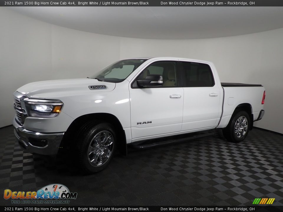 2021 Ram 1500 Big Horn Crew Cab 4x4 Bright White / Light Mountain Brown/Black Photo #7