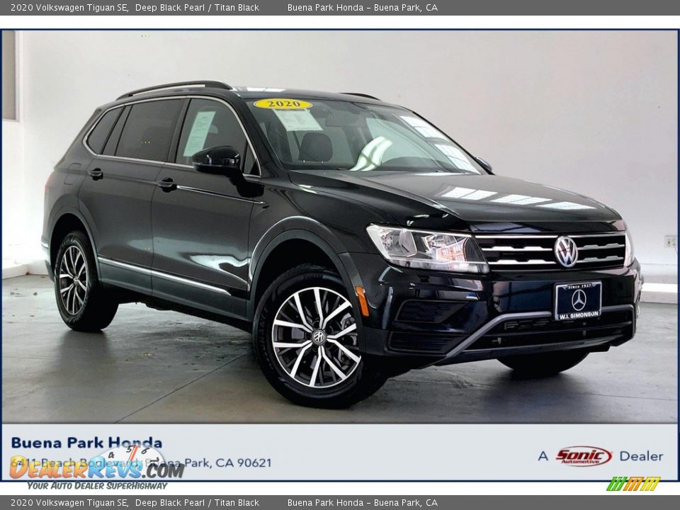 2020 Volkswagen Tiguan SE Deep Black Pearl / Titan Black Photo #1