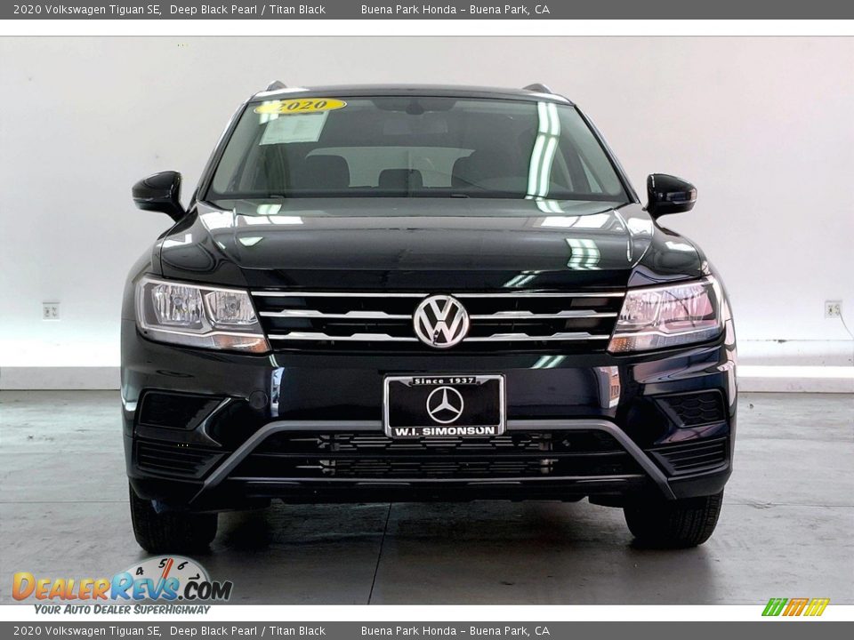 2020 Volkswagen Tiguan SE Deep Black Pearl / Titan Black Photo #2