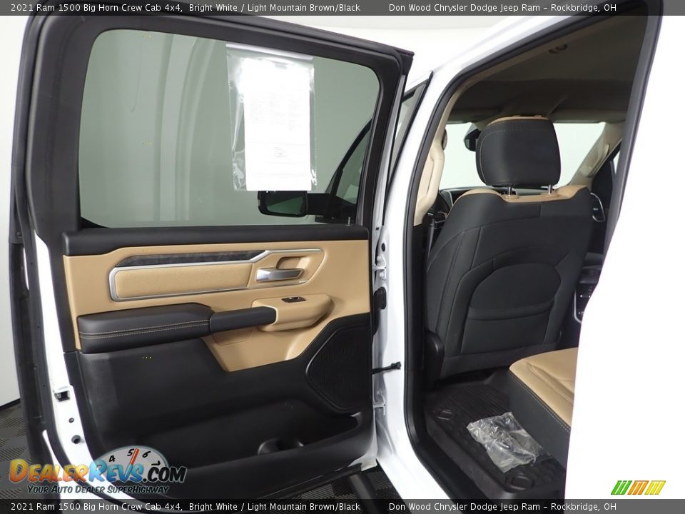2021 Ram 1500 Big Horn Crew Cab 4x4 Bright White / Light Mountain Brown/Black Photo #26
