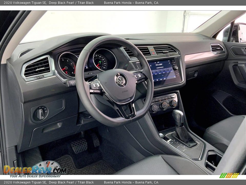 2020 Volkswagen Tiguan SE Deep Black Pearl / Titan Black Photo #14