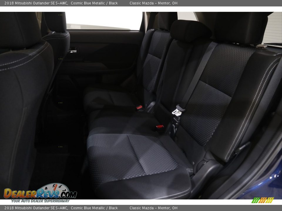 2018 Mitsubishi Outlander SE S-AWC Cosmic Blue Metallic / Black Photo #17