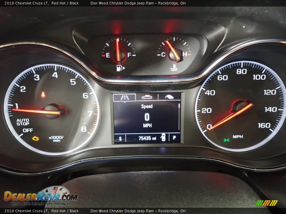 2019 Chevrolet Cruze LT Gauges Photo #17