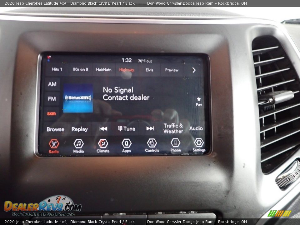 2020 Jeep Cherokee Latitude 4x4 Diamond Black Crystal Pearl / Black Photo #2