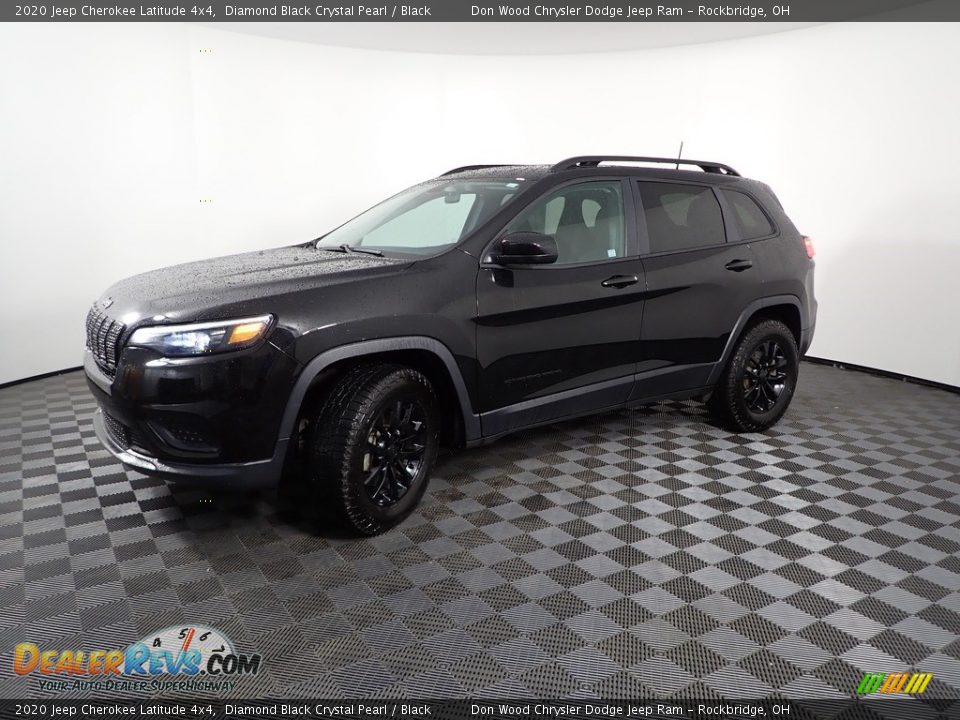 2020 Jeep Cherokee Latitude 4x4 Diamond Black Crystal Pearl / Black Photo #6