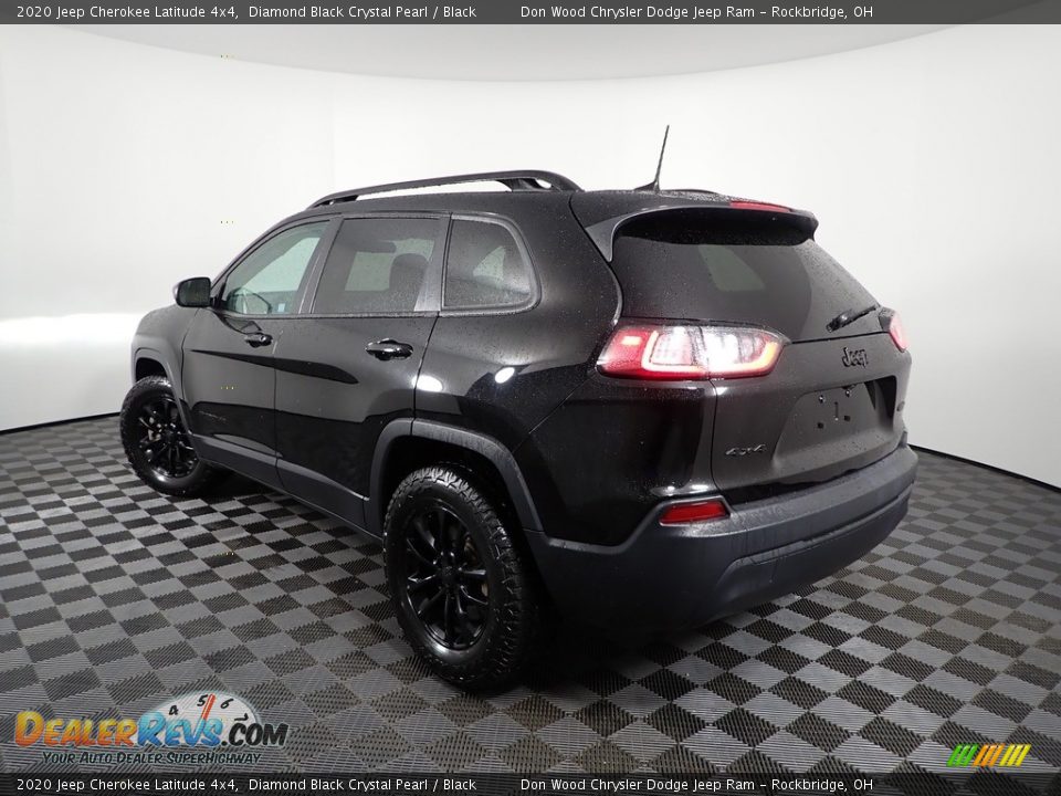 2020 Jeep Cherokee Latitude 4x4 Diamond Black Crystal Pearl / Black Photo #7
