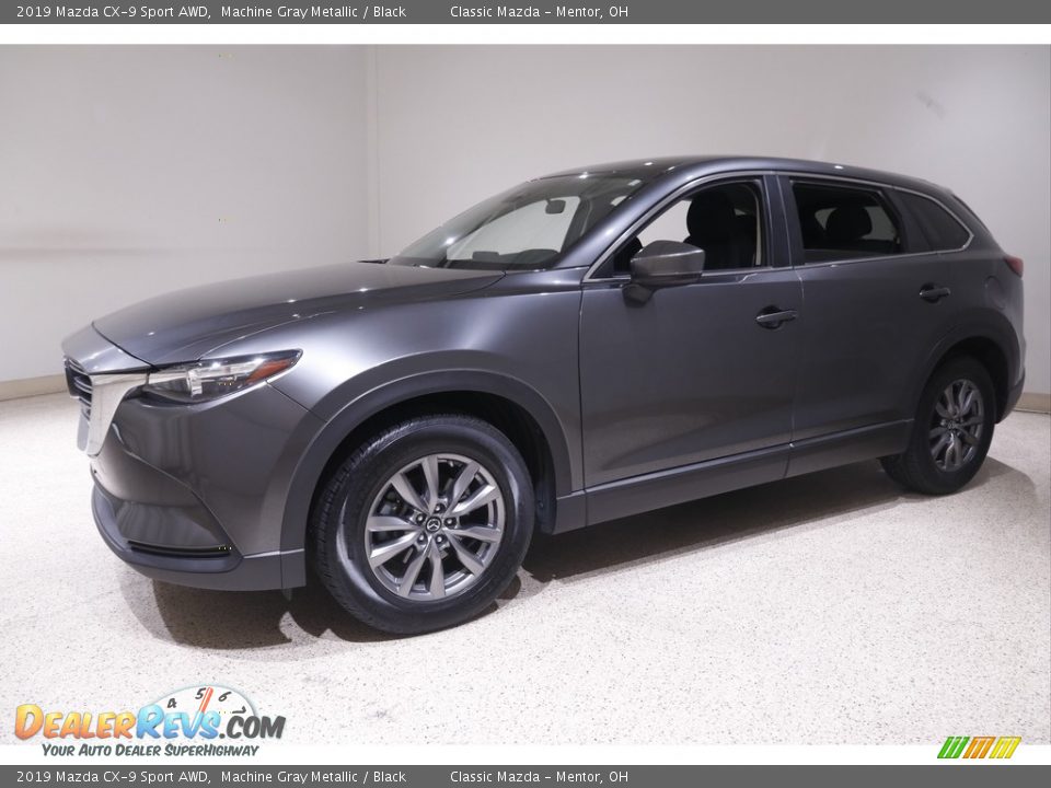 Front 3/4 View of 2019 Mazda CX-9 Sport AWD Photo #3