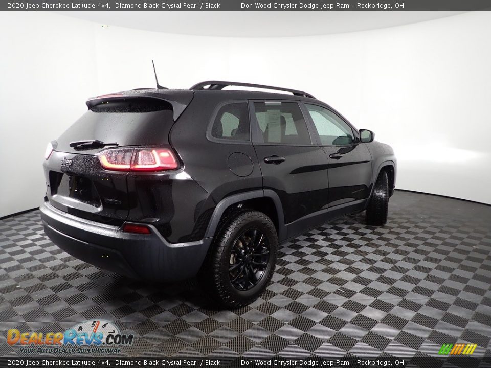 2020 Jeep Cherokee Latitude 4x4 Diamond Black Crystal Pearl / Black Photo #11