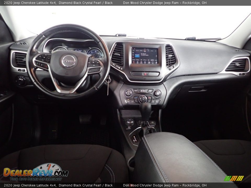 2020 Jeep Cherokee Latitude 4x4 Diamond Black Crystal Pearl / Black Photo #25