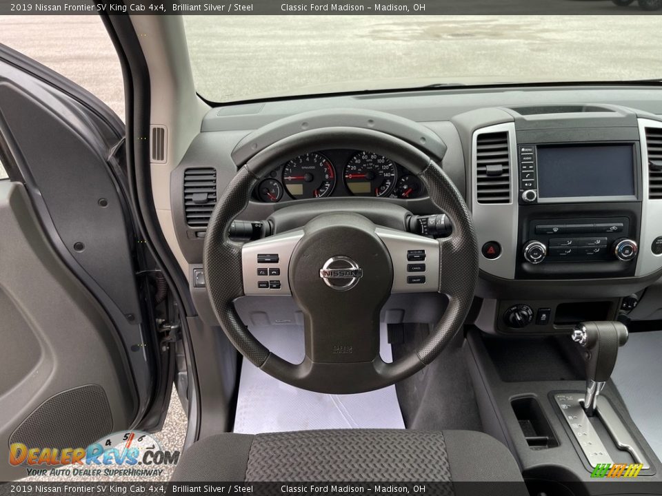 2019 Nissan Frontier SV King Cab 4x4 Brilliant Silver / Steel Photo #9