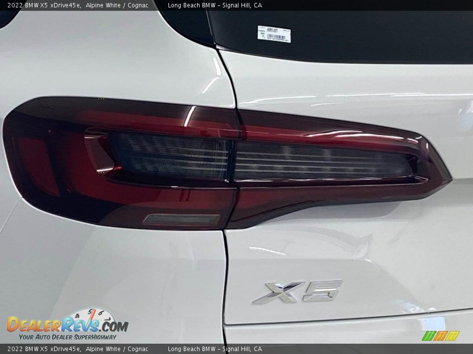 2022 BMW X5 xDrive45e Alpine White / Cognac Photo #6
