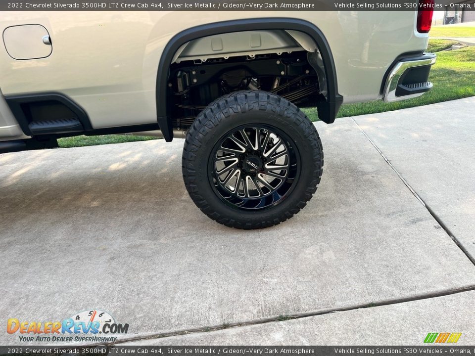 2022 Chevrolet Silverado 3500HD LTZ Crew Cab 4x4 Silver Ice Metallic / Gideon/­Very Dark Atmosphere Photo #8