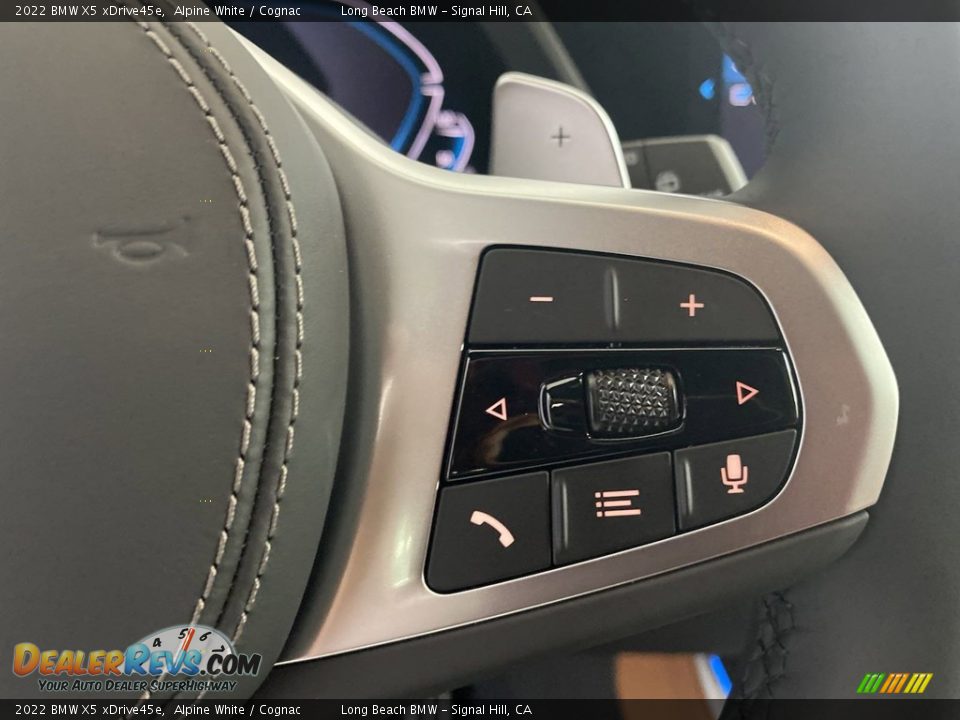 2022 BMW X5 xDrive45e Steering Wheel Photo #16