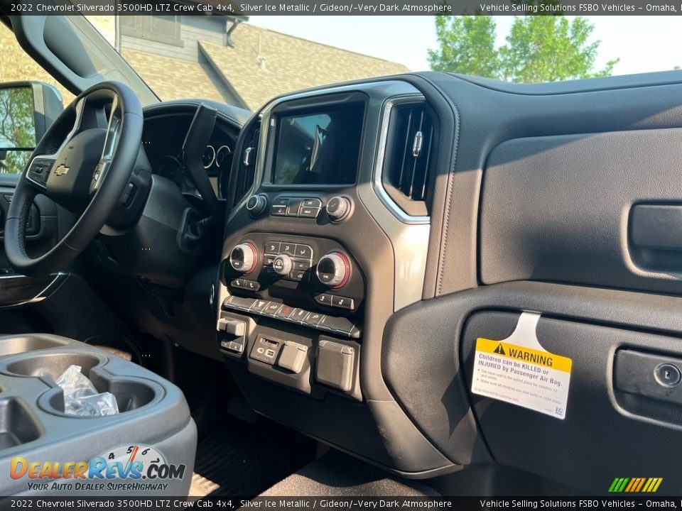 2022 Chevrolet Silverado 3500HD LTZ Crew Cab 4x4 Silver Ice Metallic / Gideon/­Very Dark Atmosphere Photo #20