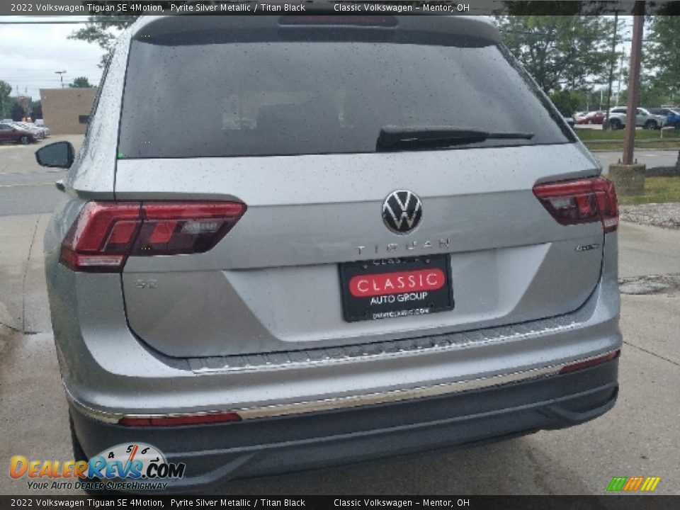 2022 Volkswagen Tiguan SE 4Motion Pyrite Silver Metallic / Titan Black Photo #4