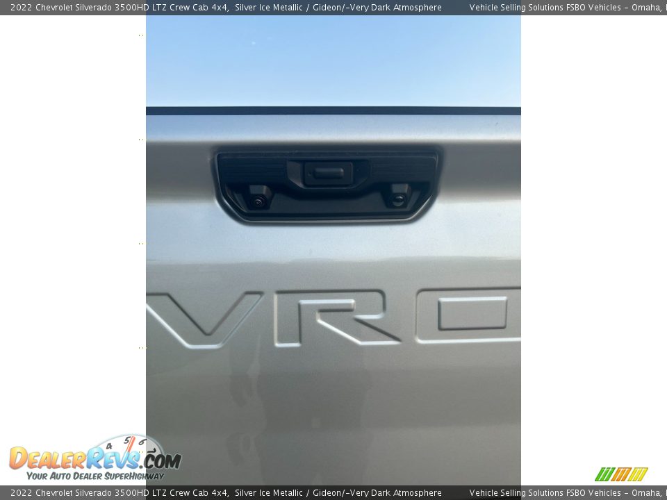 2022 Chevrolet Silverado 3500HD LTZ Crew Cab 4x4 Silver Ice Metallic / Gideon/­Very Dark Atmosphere Photo #28