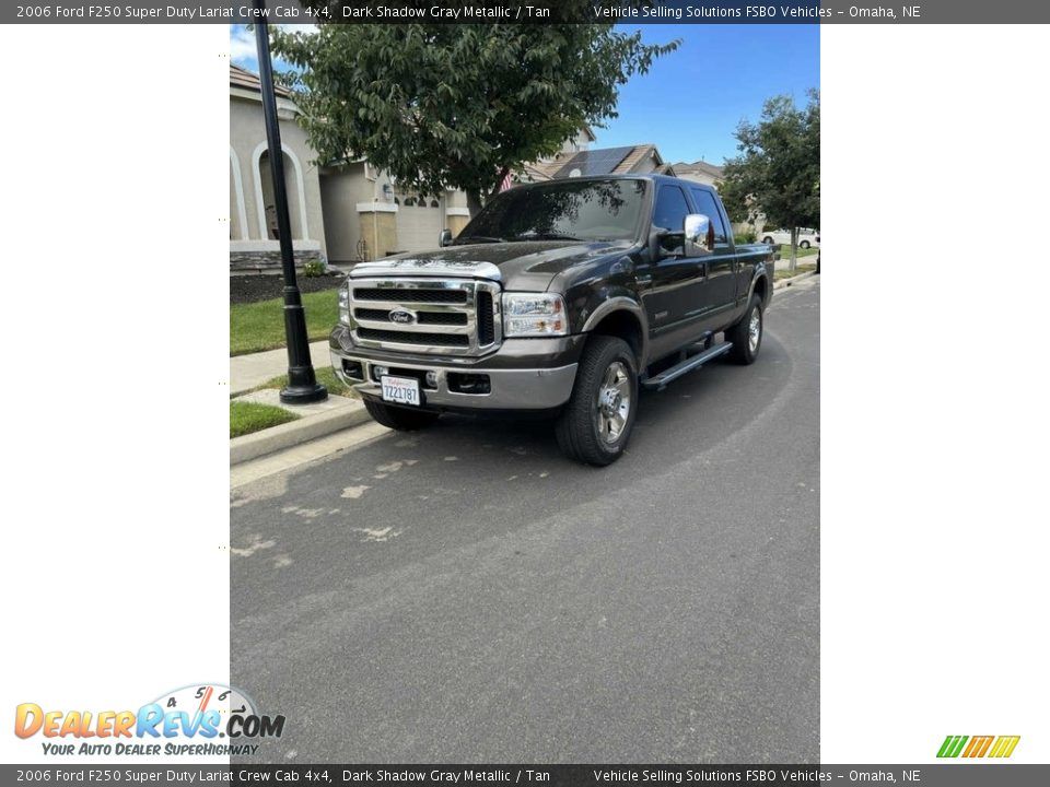 2006 Ford F250 Super Duty Lariat Crew Cab 4x4 Dark Shadow Gray Metallic / Tan Photo #2