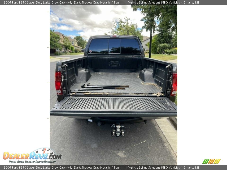 2006 Ford F250 Super Duty Lariat Crew Cab 4x4 Dark Shadow Gray Metallic / Tan Photo #18