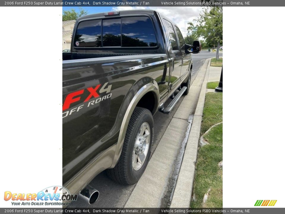 2006 Ford F250 Super Duty Lariat Crew Cab 4x4 Dark Shadow Gray Metallic / Tan Photo #19