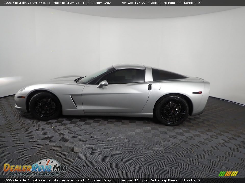 Machine Silver Metallic 2006 Chevrolet Corvette Coupe Photo #4