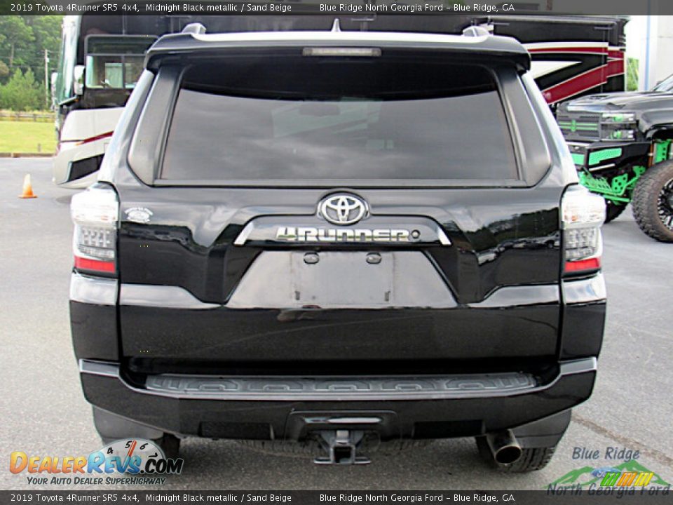 2019 Toyota 4Runner SR5 4x4 Midnight Black metallic / Sand Beige Photo #4