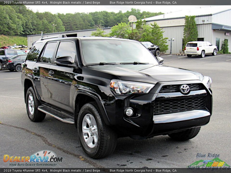 2019 Toyota 4Runner SR5 4x4 Midnight Black metallic / Sand Beige Photo #7