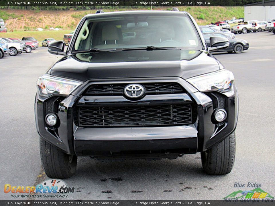 2019 Toyota 4Runner SR5 4x4 Midnight Black metallic / Sand Beige Photo #8