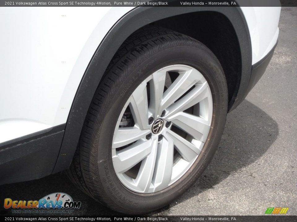 2021 Volkswagen Atlas Cross Sport SE Technology 4Motion Pure White / Dark Beige/Black Photo #4