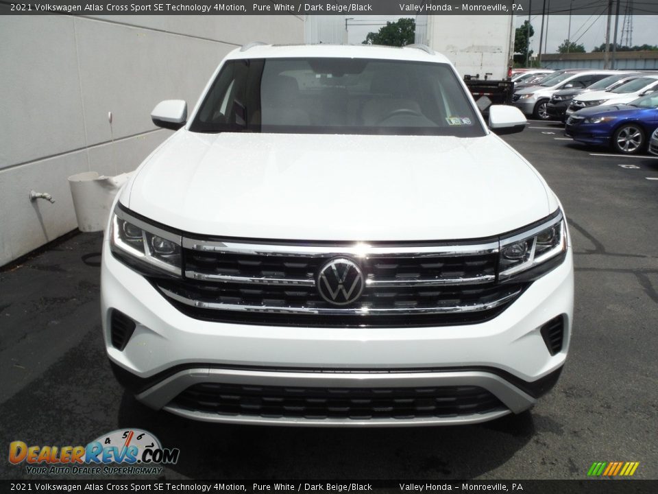 2021 Volkswagen Atlas Cross Sport SE Technology 4Motion Pure White / Dark Beige/Black Photo #5