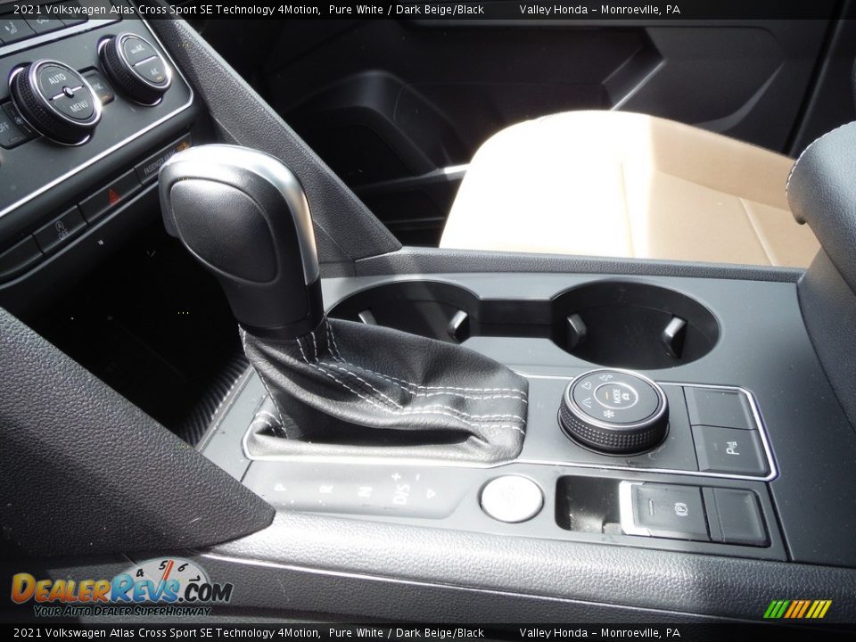 2021 Volkswagen Atlas Cross Sport SE Technology 4Motion Pure White / Dark Beige/Black Photo #18