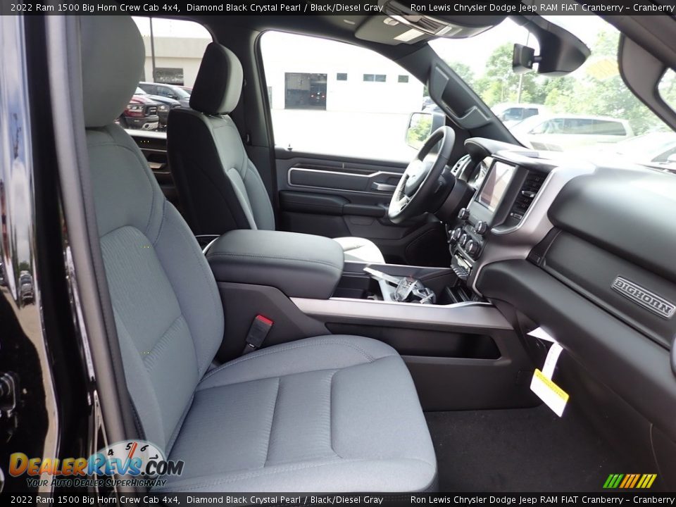 2022 Ram 1500 Big Horn Crew Cab 4x4 Diamond Black Crystal Pearl / Black/Diesel Gray Photo #10