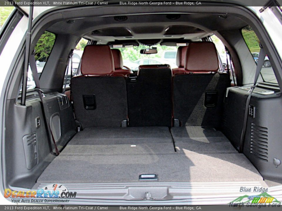 2013 Ford Expedition XLT White Platinum Tri-Coat / Camel Photo #16