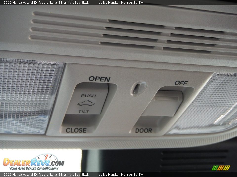 2019 Honda Accord EX Sedan Lunar Silver Metallic / Black Photo #22