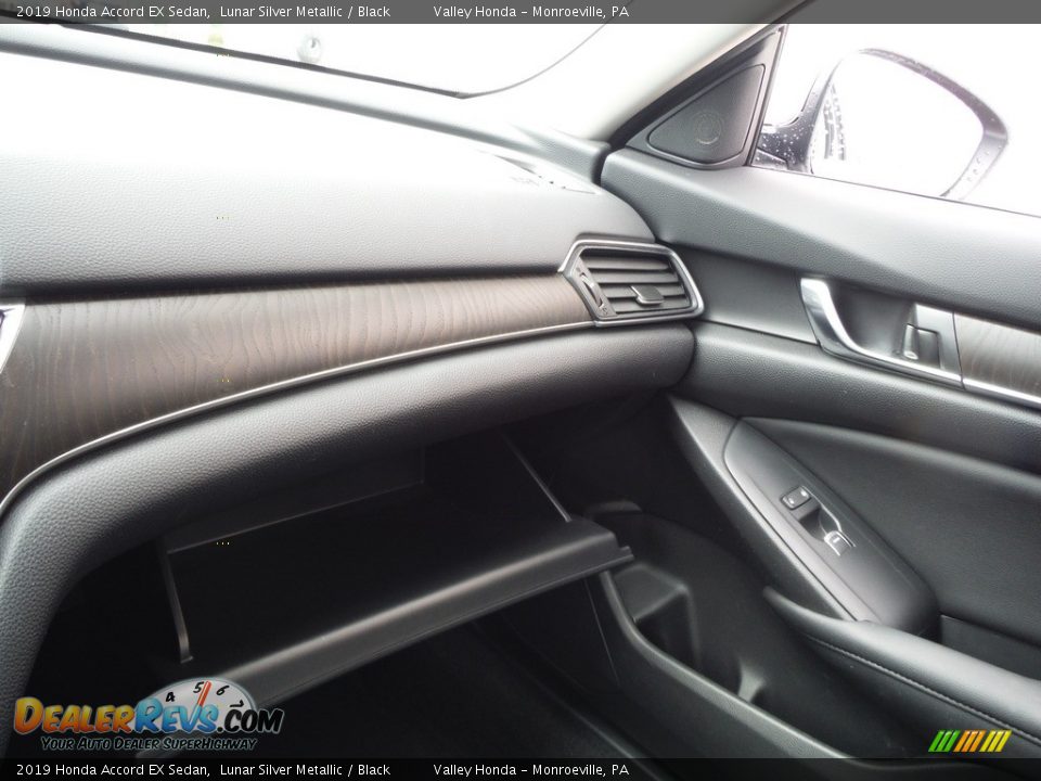 2019 Honda Accord EX Sedan Lunar Silver Metallic / Black Photo #26