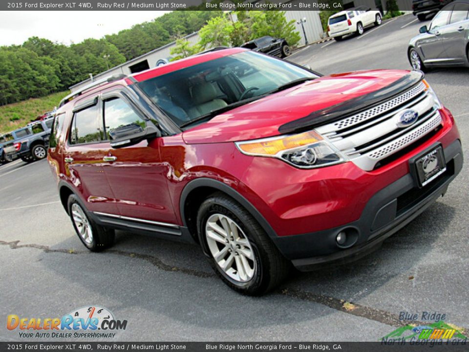 2015 Ford Explorer XLT 4WD Ruby Red / Medium Light Stone Photo #26