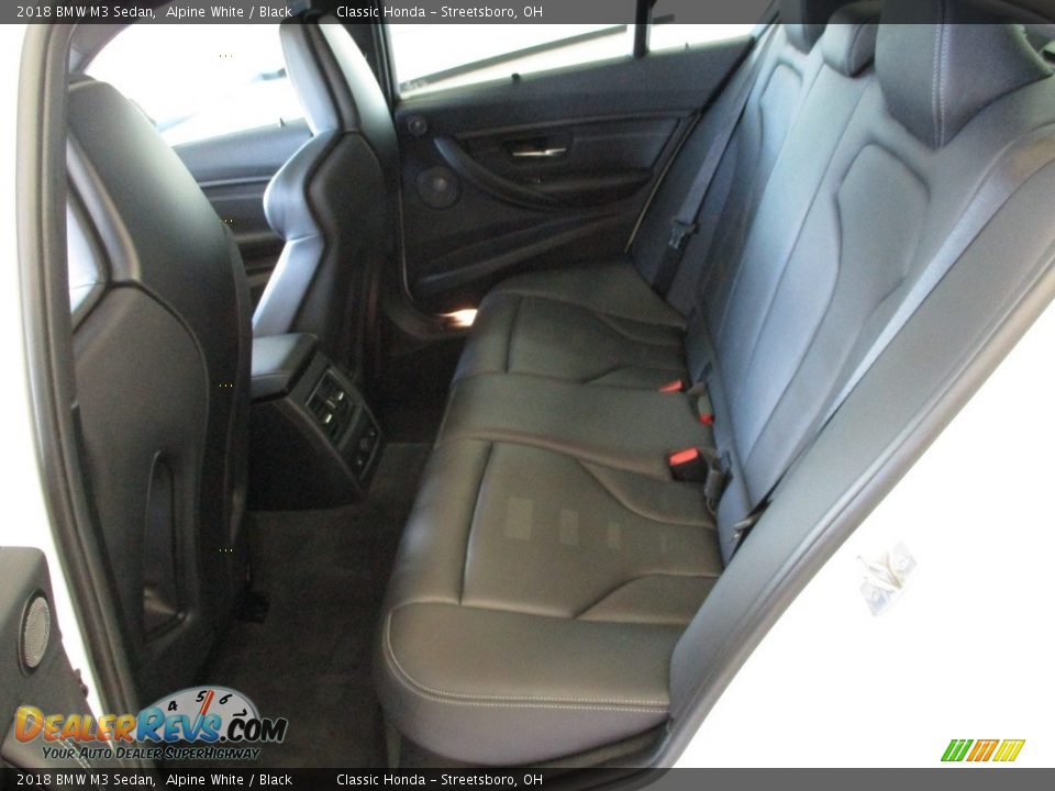 2018 BMW M3 Sedan Alpine White / Black Photo #26
