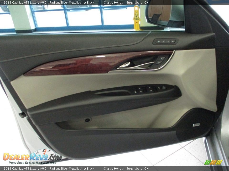 Door Panel of 2018 Cadillac ATS Luxury AWD Photo #26