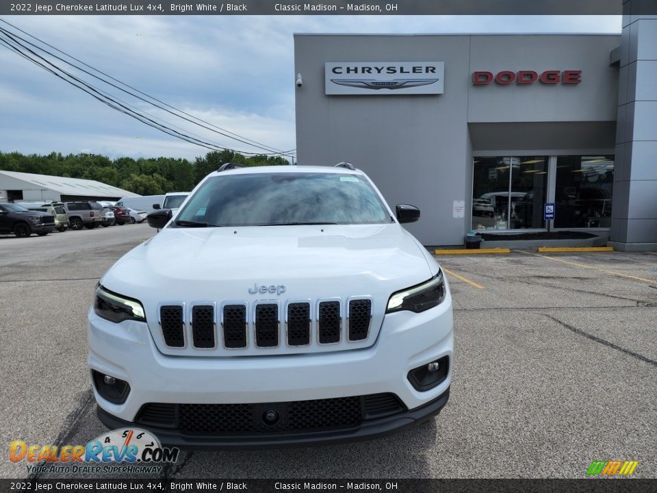 2022 Jeep Cherokee Latitude Lux 4x4 Bright White / Black Photo #7