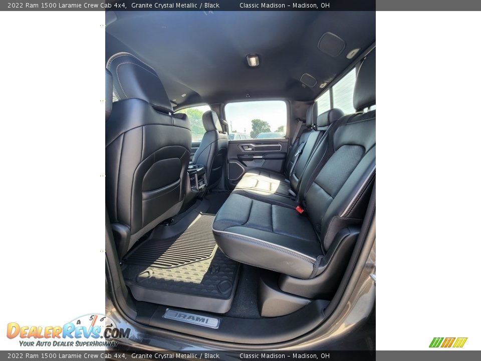 2022 Ram 1500 Laramie Crew Cab 4x4 Granite Crystal Metallic / Black Photo #3