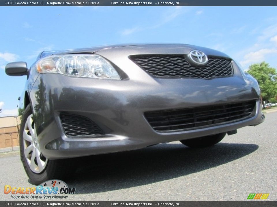 2010 Toyota Corolla LE Magnetic Gray Metallic / Bisque Photo #2
