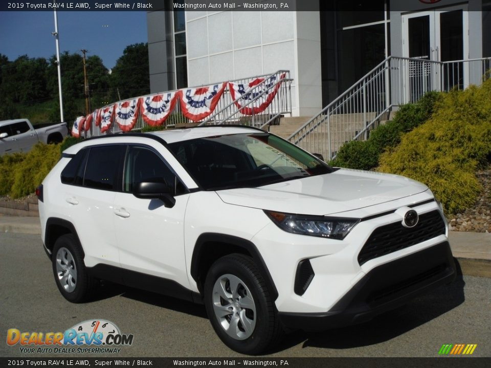 2019 Toyota RAV4 LE AWD Super White / Black Photo #1