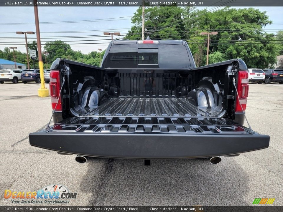 2022 Ram 1500 Laramie Crew Cab 4x4 Diamond Black Crystal Pearl / Black Photo #11